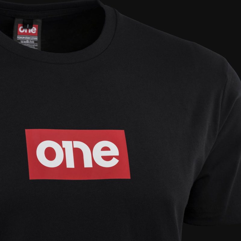 Herren T-Shirt Schwarz – Red One - 03