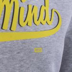 Graues Herren Hoodie mit Cangaroo Eingrifftasche – 1INMIND Originals - 02