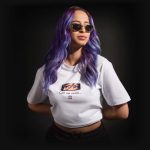 Weißes breites Damen T-shirt Call Me Never - 02