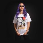 Weißes breites Damen T-shirt Red Rose - 05