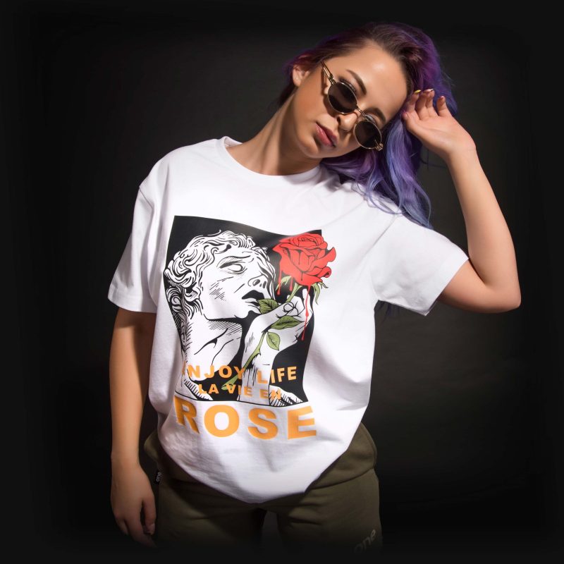 Weißes breites Damen T-shirt Red Rose
