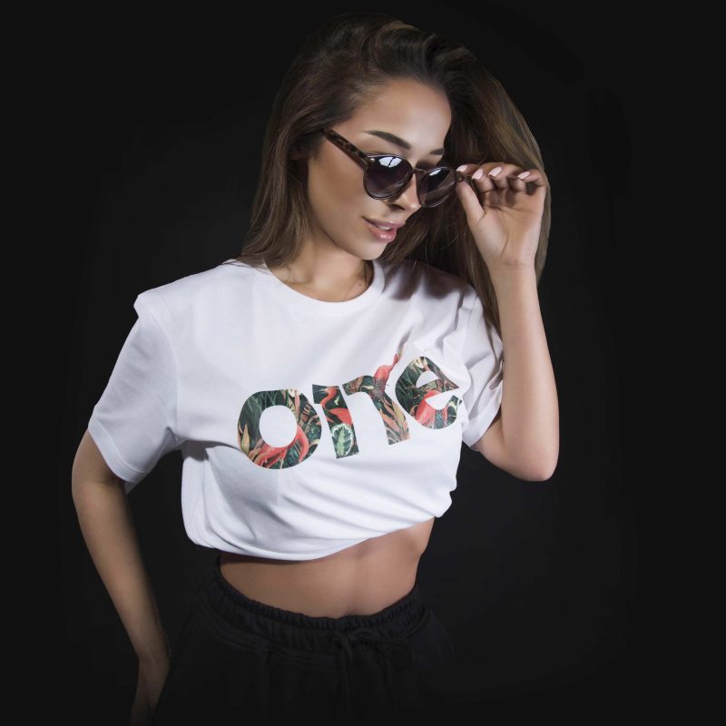 Weißes breites Damen T-shirt Flamingo One - 03