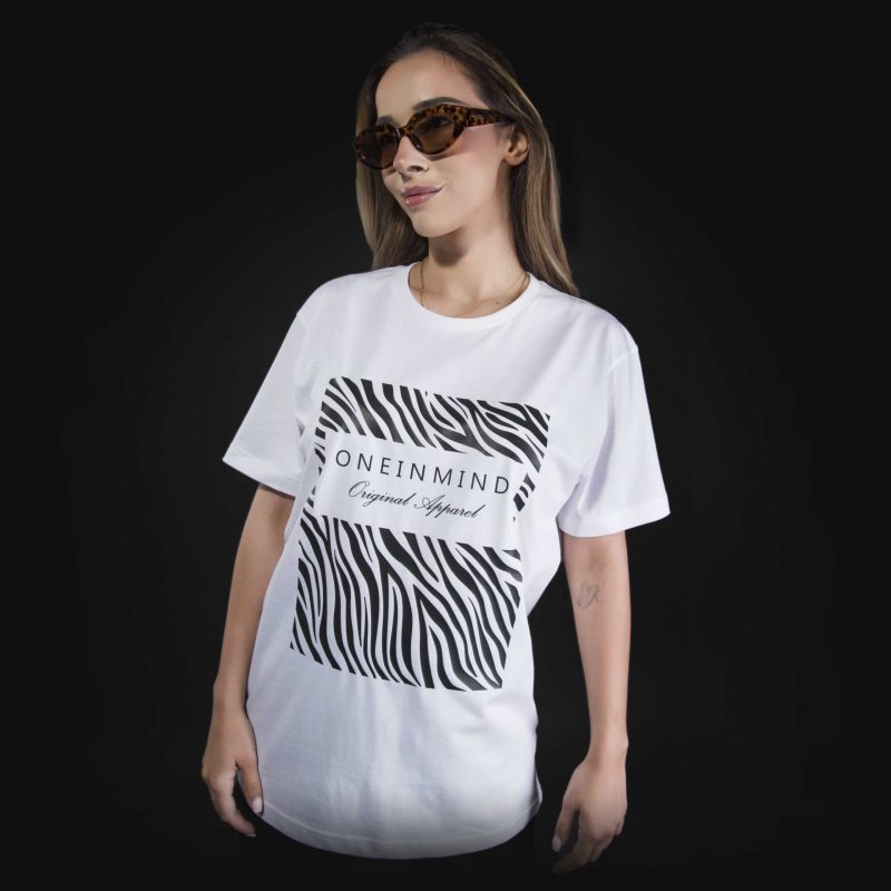 Weißes breites Damen T-shirt Wild One - 02