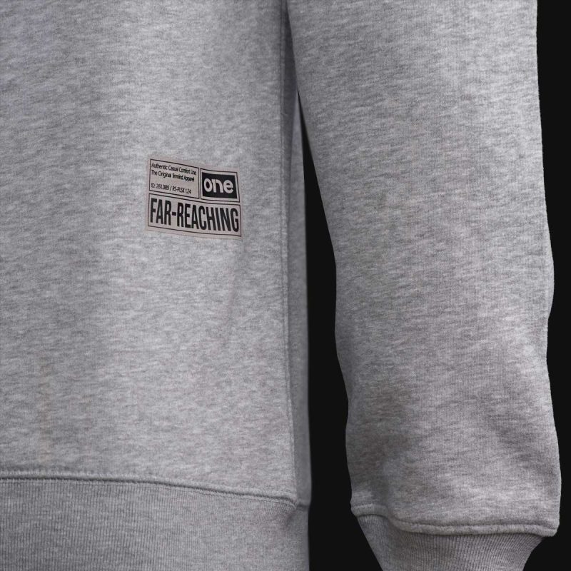 Graues Herren Sweatshirt mit Kapuze und Cangaroo Eingrifftasche – GOB One - 04