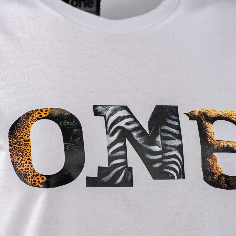 Weißes breites Damen T-shirt AI One - 02