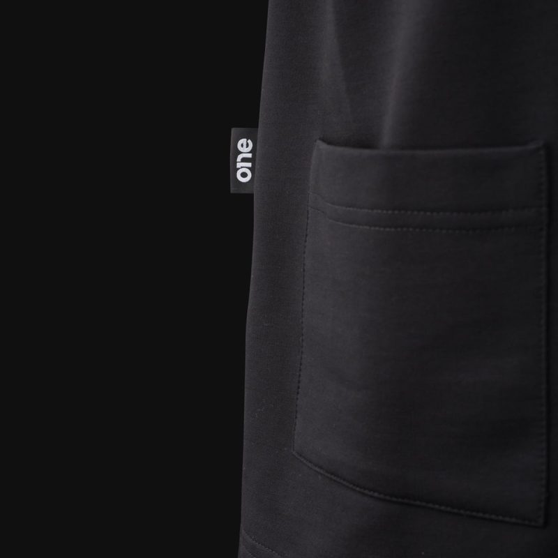 Schwarz Oversized T-Shirt mit Eingrifftaschen - Classic Black - 07
