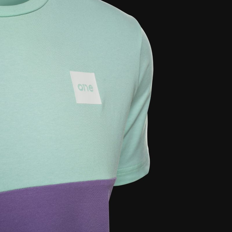 zweifarbiges-herren-t-shirt-aquaberry-one-02