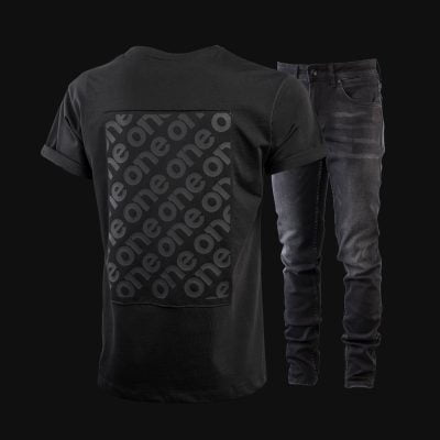 Set T-Shirt schwarz und Herrenjeans – Noir One