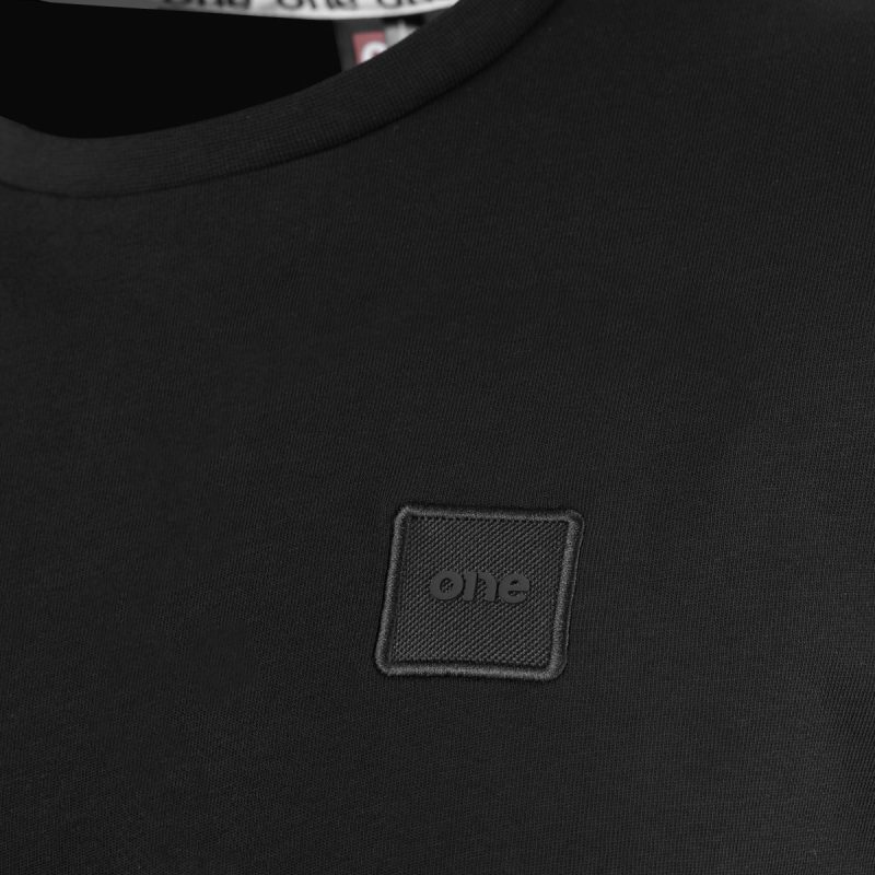 Schwarzes Herren-T-Shirt in Übergröße - Black Box - 03