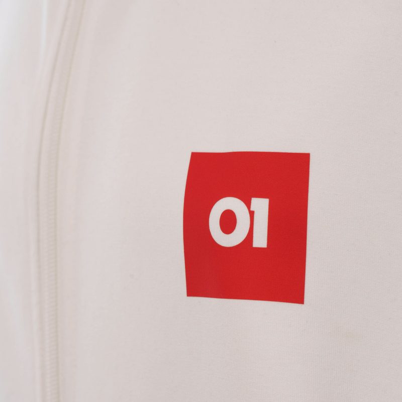 Weißes Herren Hoodie mit Reißverschluss - Crimson Box O1 - 02