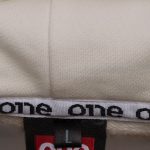 Weißes Herren Hoodie mit Reißverschluss - Crimson Box O1 - 07