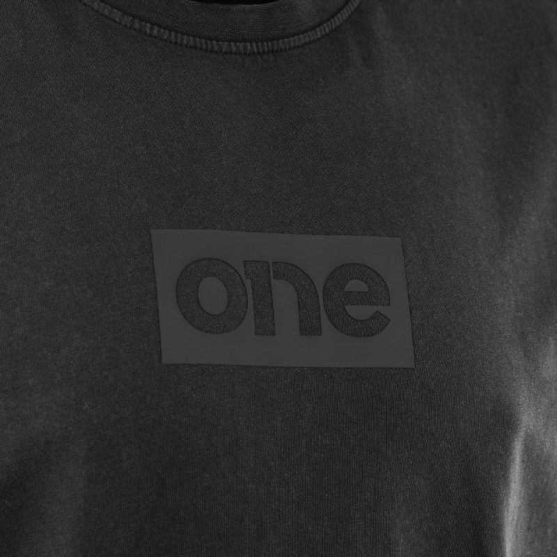 Schwarzes Herren-T-Shirt in Übergröße - Faded Fit One - 03