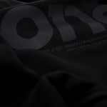 Damen Regular-Fit Fleece-Hoodie Schwarz mit Kapuze - Stealth One - 02